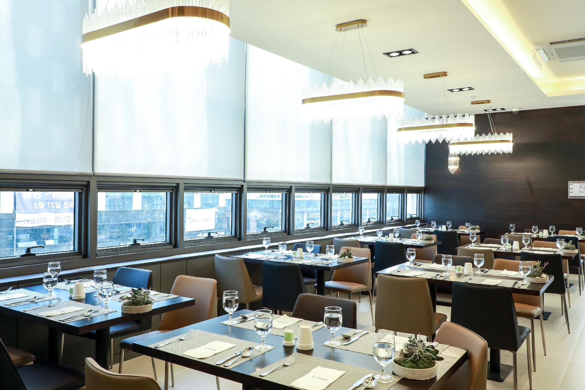 Ramada By Wyndham Daejeon Hotel Kültér fotó