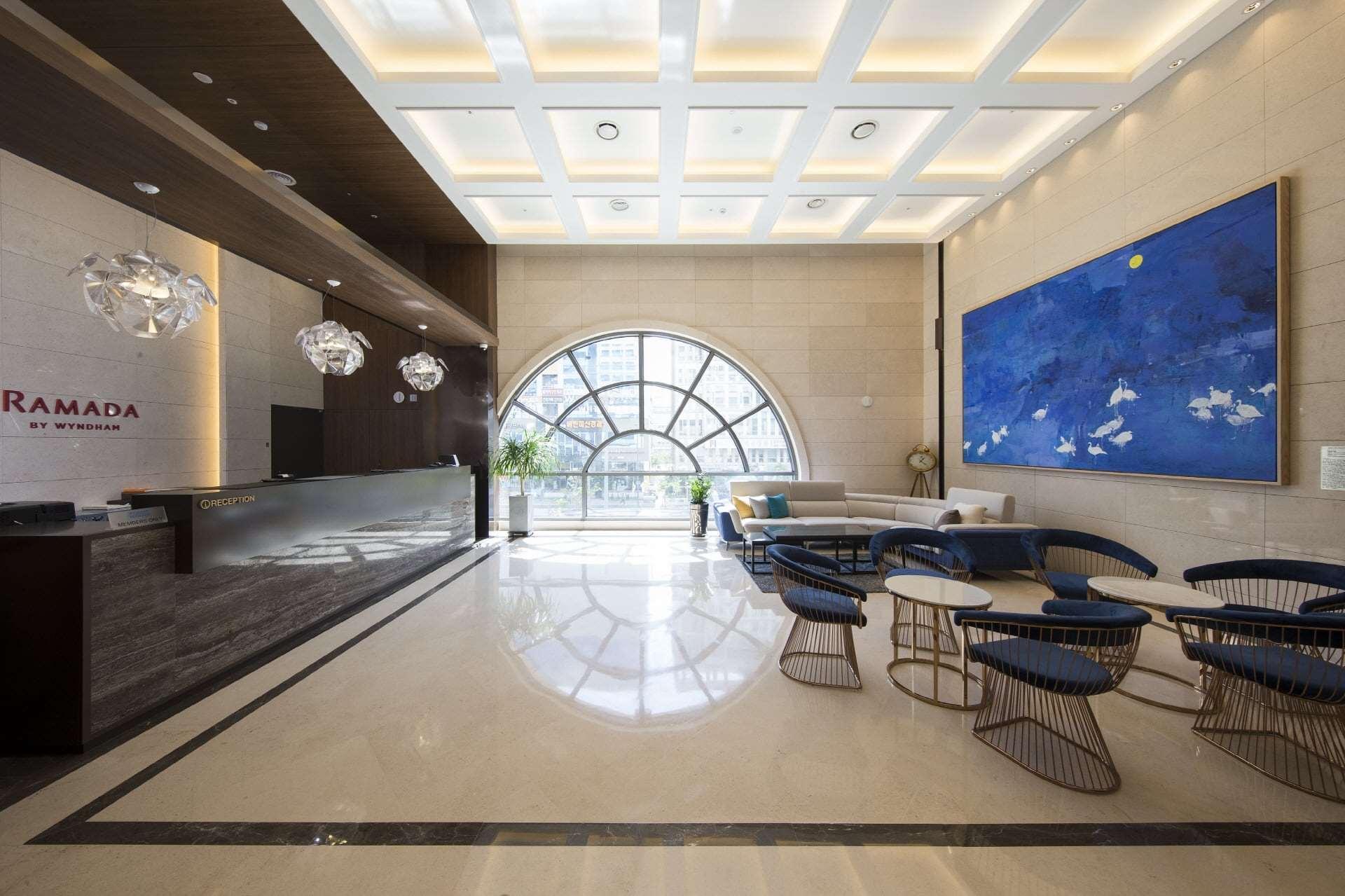 Ramada By Wyndham Daejeon Hotel Kültér fotó